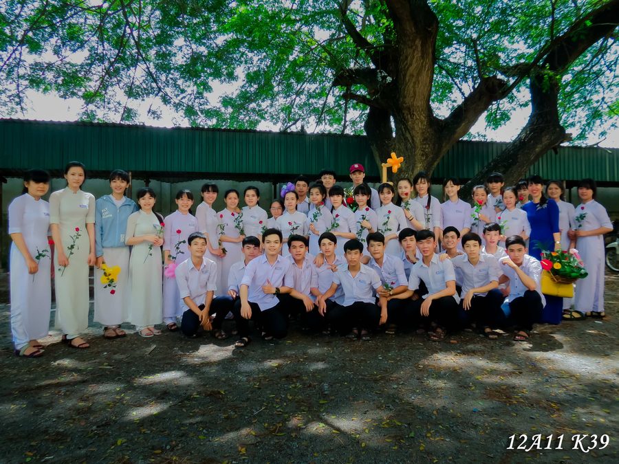 Khoảnh khắc 02 — giờ ra chơi