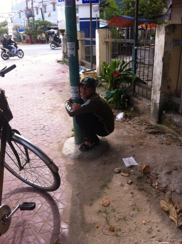 Gương Mặt Thân Quen — ảnh 2