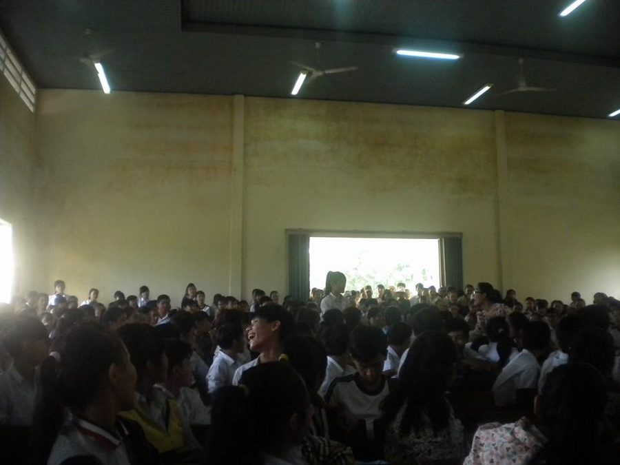 Khoảnh khắc 08 — ngoại khóa