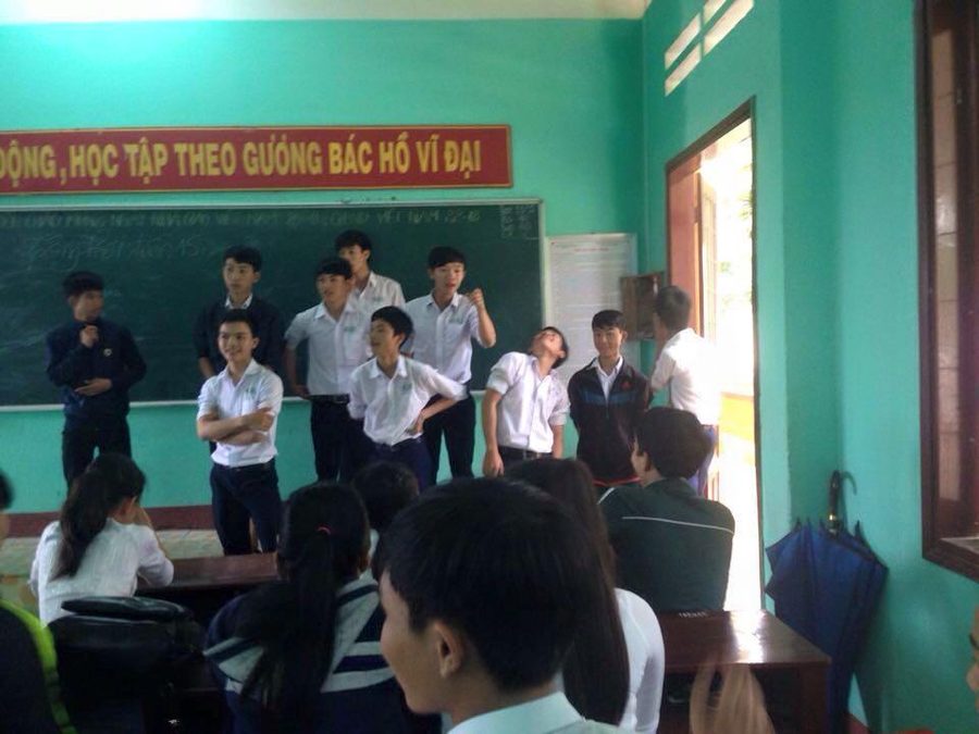 Ở Lớp — ảnh 6